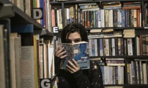 AI is making reading books feel obsolete – and students