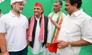 At rally in Bihar Akhilesh mocks Bhagwat backs Tejashwi for