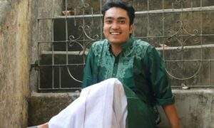 Bangladeshi scholar expelled over ‘fish curry