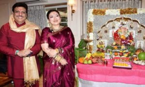 Govinda Sunita Ahuja dances at Ganpati Visarjan after debunking