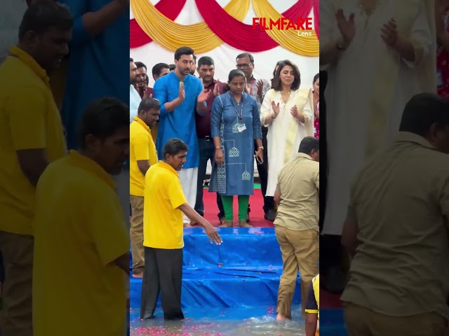RanbirKapoor and NeetuKapoor share an emotional moment as they bid