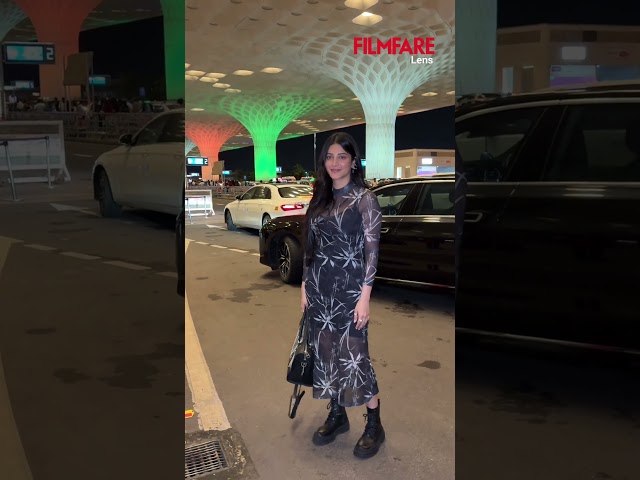 Shruti Haasan spotted making a stylish airport appearance