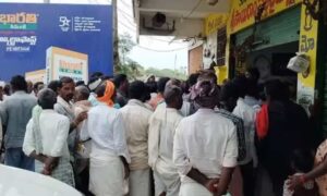 Urea shortage in Telangana leaves farmers fuming during Kharif
