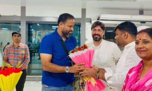 1756685813 Yusuf Pathan Lalitesh Tripathi reach Patna to represent TMC in