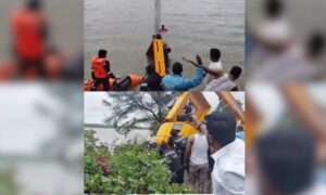 1756839608 Trolley minor son drown while returning from Ganesh immersion
