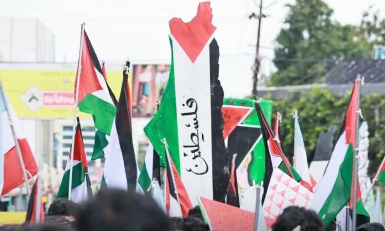 1756945749 Over 700 join pro Palestine protest organised by SIO in Kerala