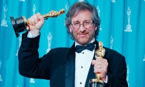 1757073838 Who beats God in Oscar speeches Steven Spielberg does