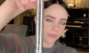 1757439113 Billie Eilish Reveals Her Favorite Lip Liner – Hollywood Life
