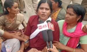 1757930664 Anganwadi workers detained from Telangana CMs house in Kondangal