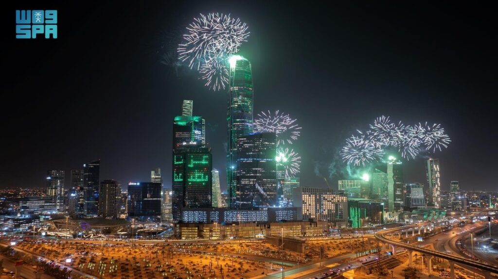 1758728695 915 Saudi Arabia marks 95th National Day with fireworks parades