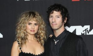 5 Things to Know About Debby Ryans Husband – Hollywood