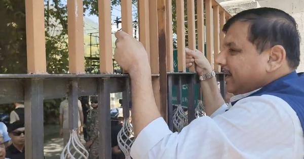 AAPs Sanjay Singh alleges he was placed under house arrest