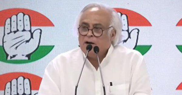 Congress on PM Modis article on Mohan Bhagwat
