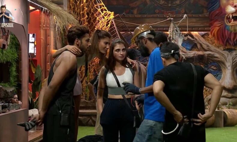 Fans demand removal of this female celeb from Bigg Boss