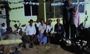 Farmers line up at shops at midnight in Karimnagar