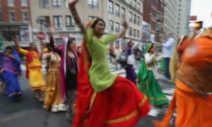 Indian Americans donate three times more to Democrats than Republicans shows