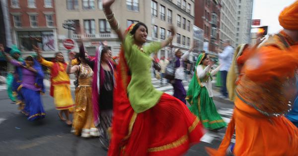 Indian Americans donate three times more to Democrats than Republicans shows