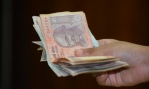 Indian household quarterly spending rises up to Rs 56K Report