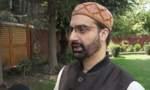 Kashmir chief cleric claims he was detained at home criticises