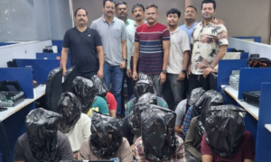 Mumbai Police raid fake call centre in Goregaon