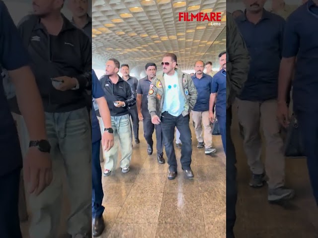 SalmanKhan makes a stylish entry at the airport and its