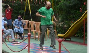 Set the bar low with ‘effortless exercise to ease yourself