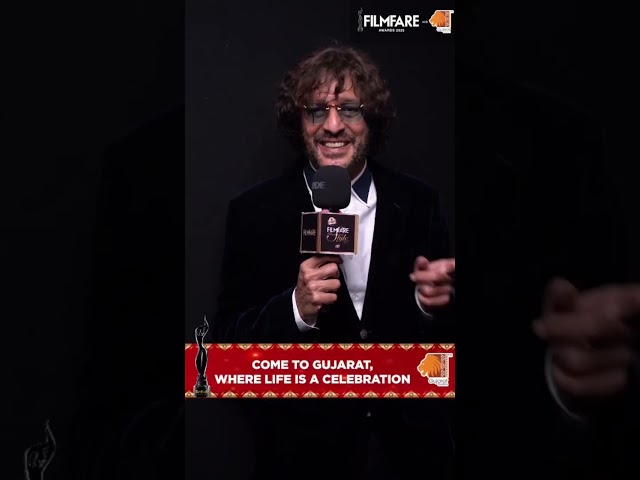 The FilmfareAwards are back in Gujarat and ChunkyPanday is as
