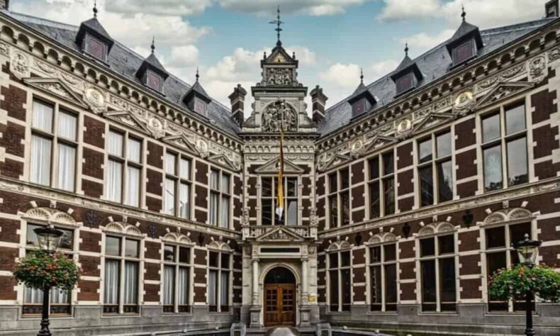 Utrecht University becomes 1st in the West to boycott Israel