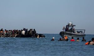 Will letting asylum seekers work ease financial political tensions