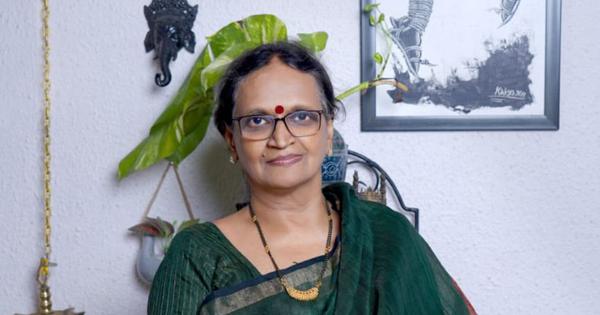A middle class womans hostility toward the garbage collector gives way