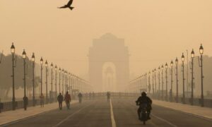 Air pollution worsens in Delhi AQI rises from 292 to