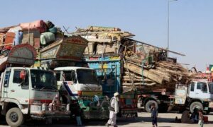 At least 10 dead as Afghanistan accuses Pakistan of breaking