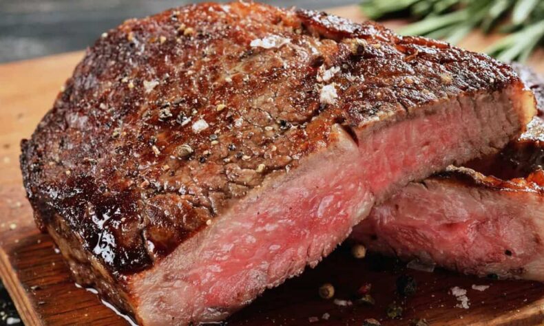 Bajrang Dal workers storm meat shop accusing beef sale
