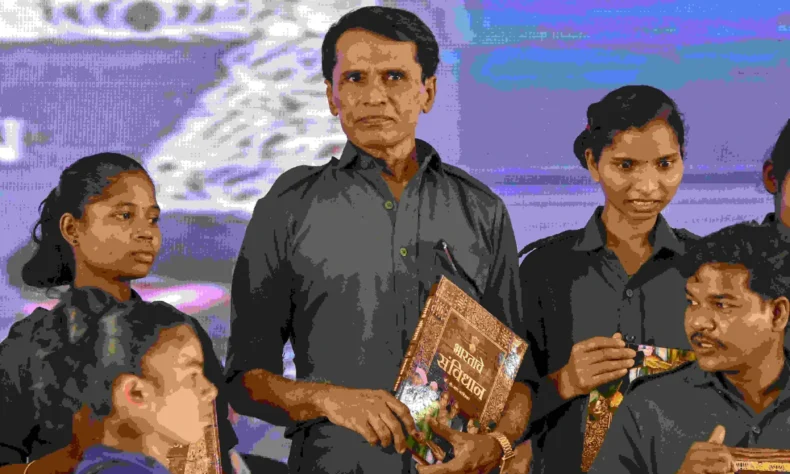 Maoists Bhupathi surrender scaled.webp