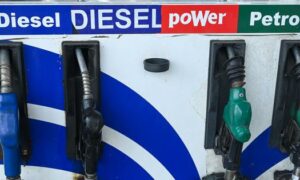 Race to rollout E20 fuel leaves behind most vehicles on
