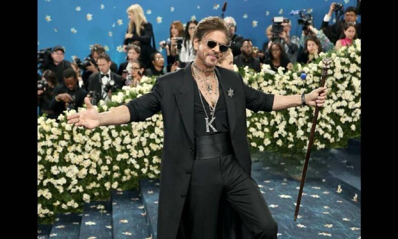 SRK announces Shah Rukh Khan Film Festival celebrating his cinematic