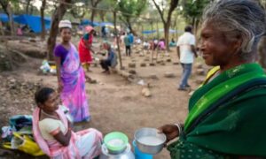 This Chhattisgarh tribal community celebrates Diwali feeding rice beer to