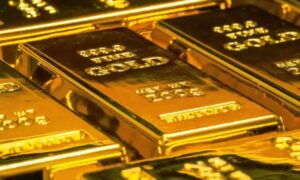 Three Indian expats win 250 g 24 carat gold bar in