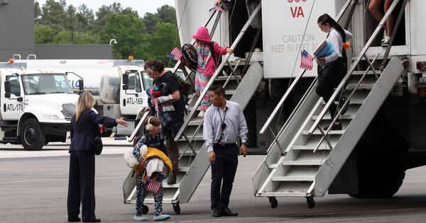 Trump limits US annual refugee entries to 7500 mostly white