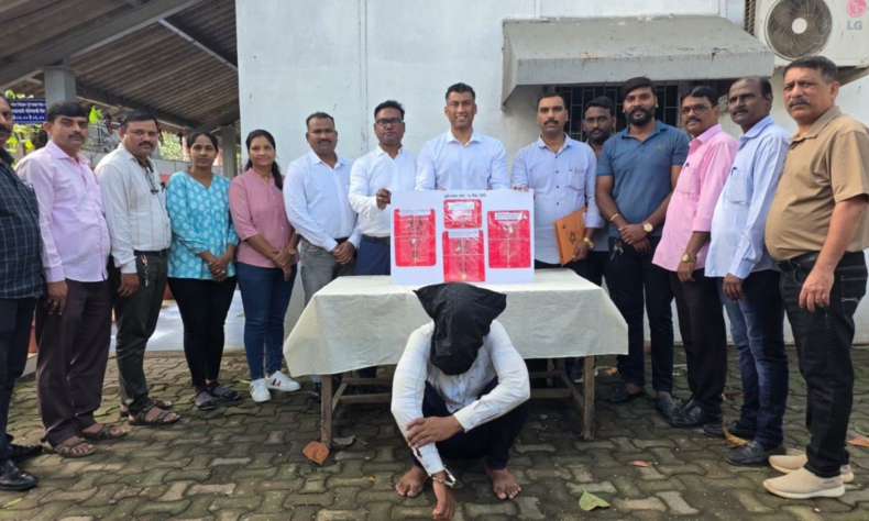 ‘Bundle of money gang kingpin held by Mumbai Crime Branch
