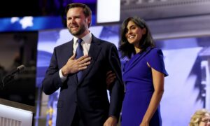 1762094780 Everything to Know About JD Vances Wife – Hollywood Life