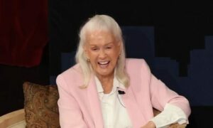 1762204584 Her Mother Diane Ladd Father Bruce Dern – Hollywood