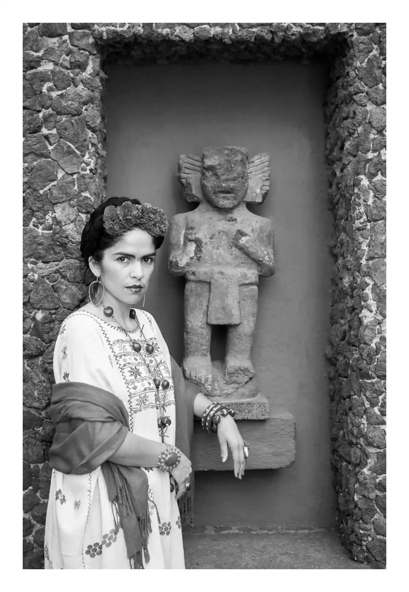 Daniella Guerrero as Frida Kahlo ©2013 Uday Khambadkone 1762756829 898 Searching for the spirit of Frida Kahlo