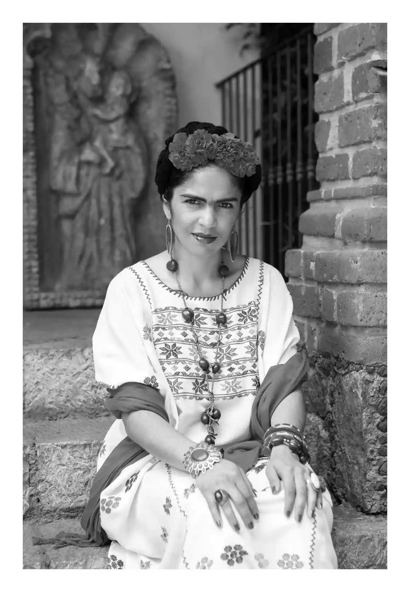 Daniella Guerrero as Frida Kahlo ©2013 Uday Khambadkone 1762756829 934 Searching for the spirit of Frida Kahlo