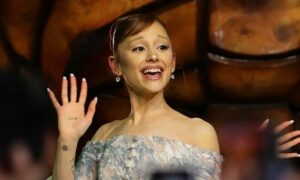 1763141561 Who Is ‘Pyjama Man Johnson Wen Who Attacked Ariana Grande