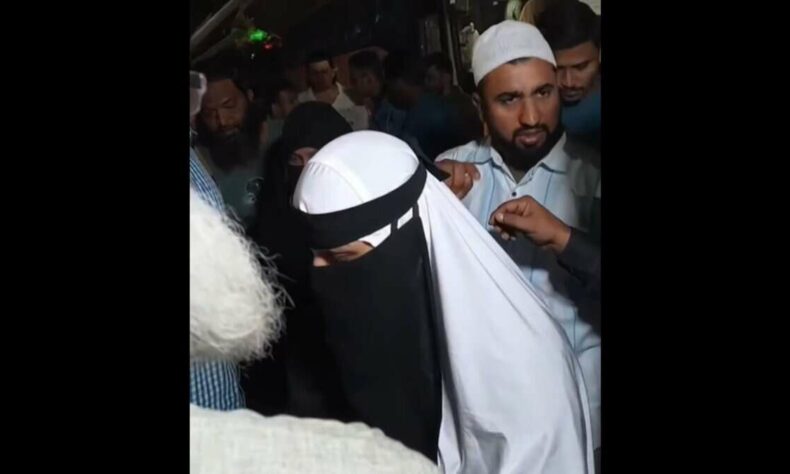 1763509068 Kin of Madinah bus accident victims leave for Saudi Arabia