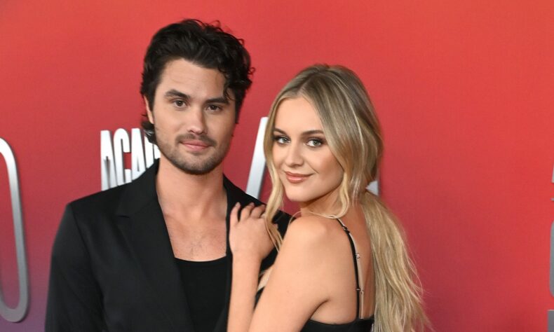 1763672141 Why Did Chase Stokes Kelsea Ballerini Break Up Inside