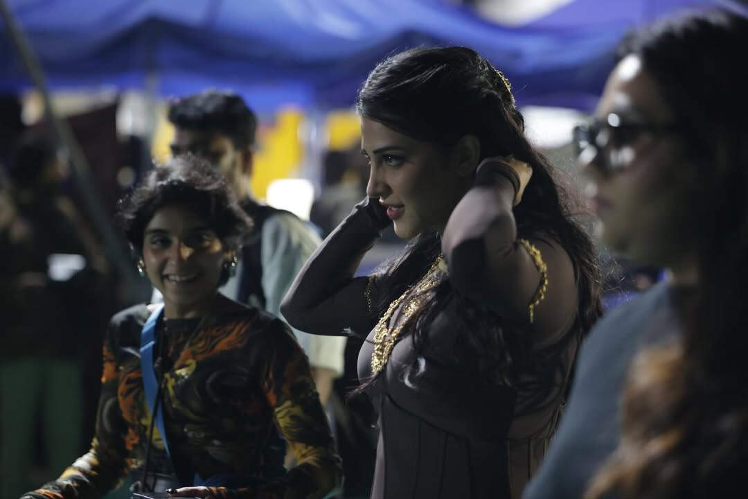 Shruti Haasan varanasi