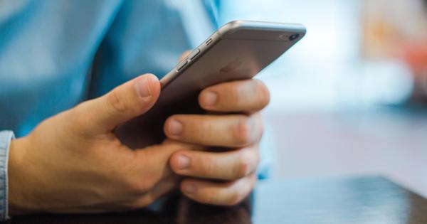 Canada debates whether politicians should be allowed to block constituents