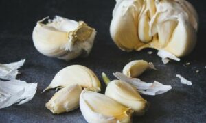 Garlic can benefit heart and immune system suggests research